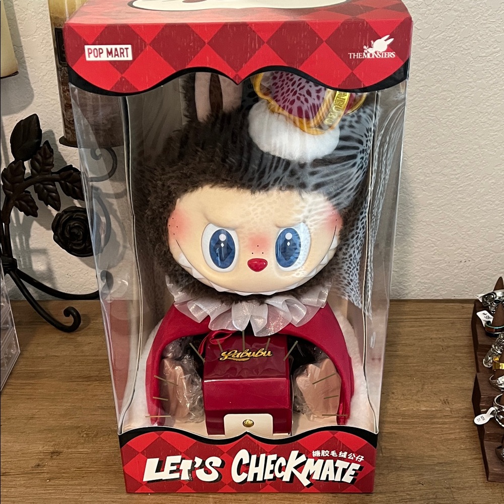Pop Mart The Monsters Let's Checkmate King Labubu